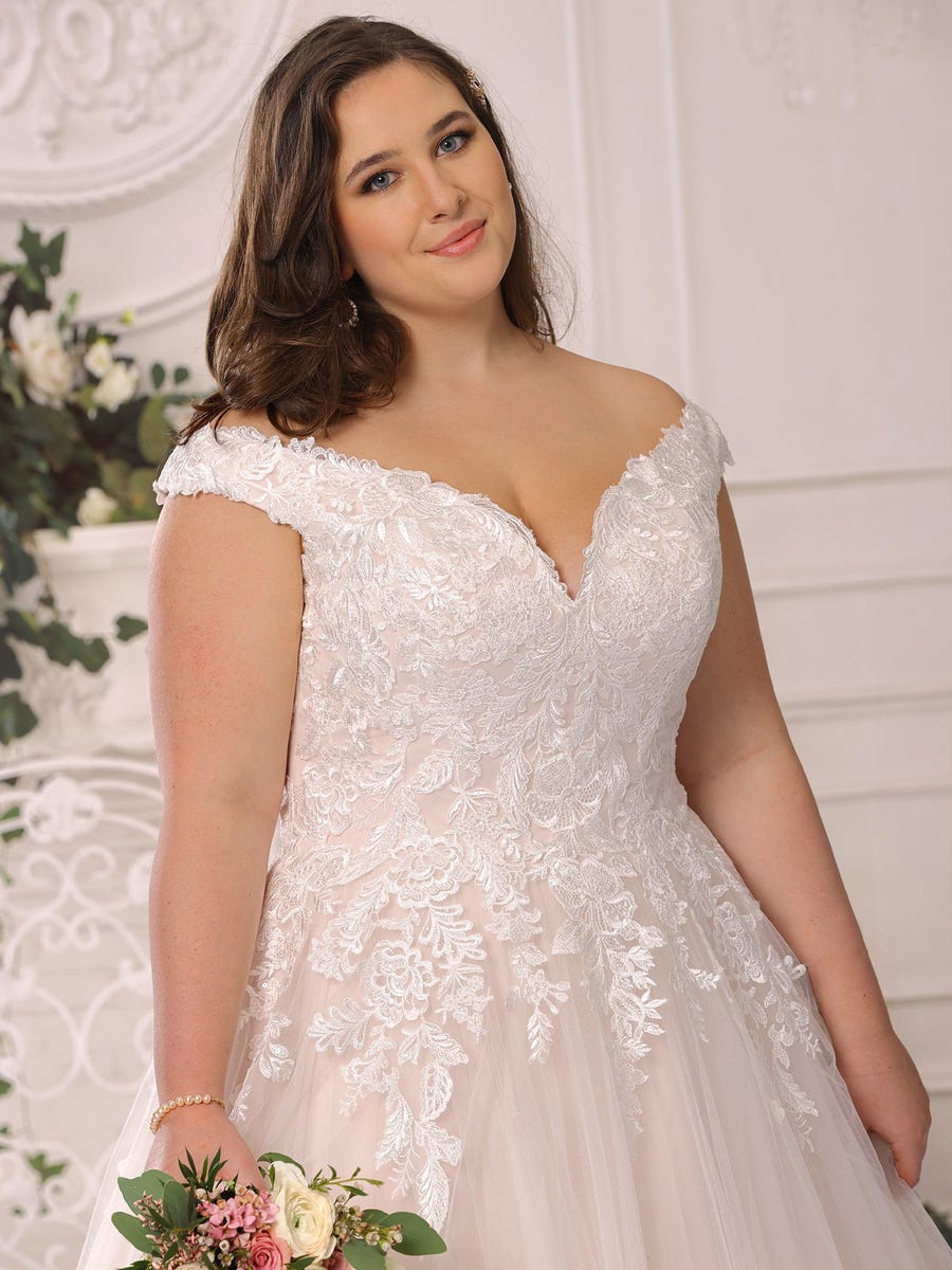vestido-novia-modelo-ls422052-cerca-ladybird-pronovias-sublime-wedding-shop