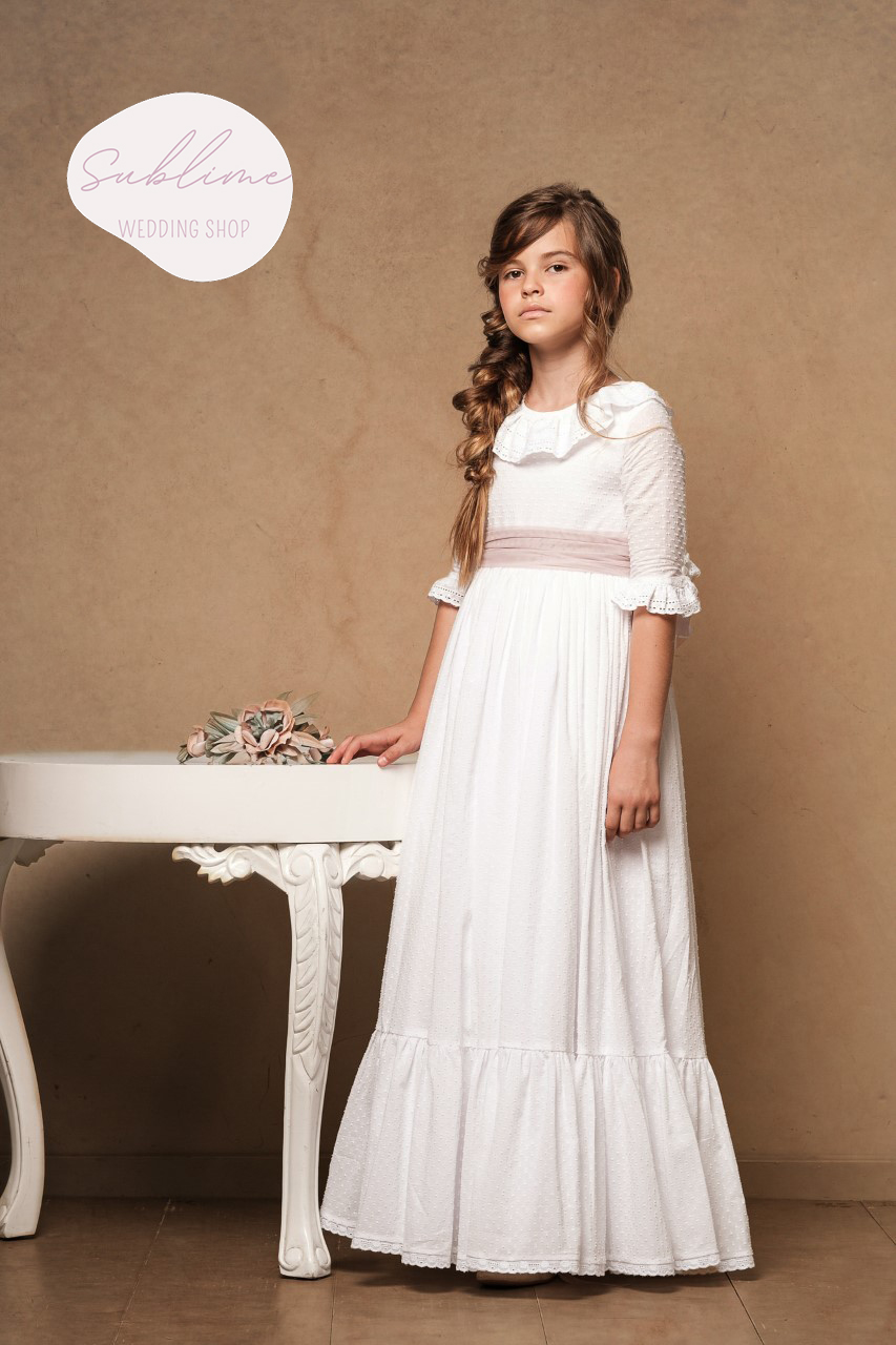 29 vestidos cortos de Primera Comunión para niñas que quieren un traje  elegante y original