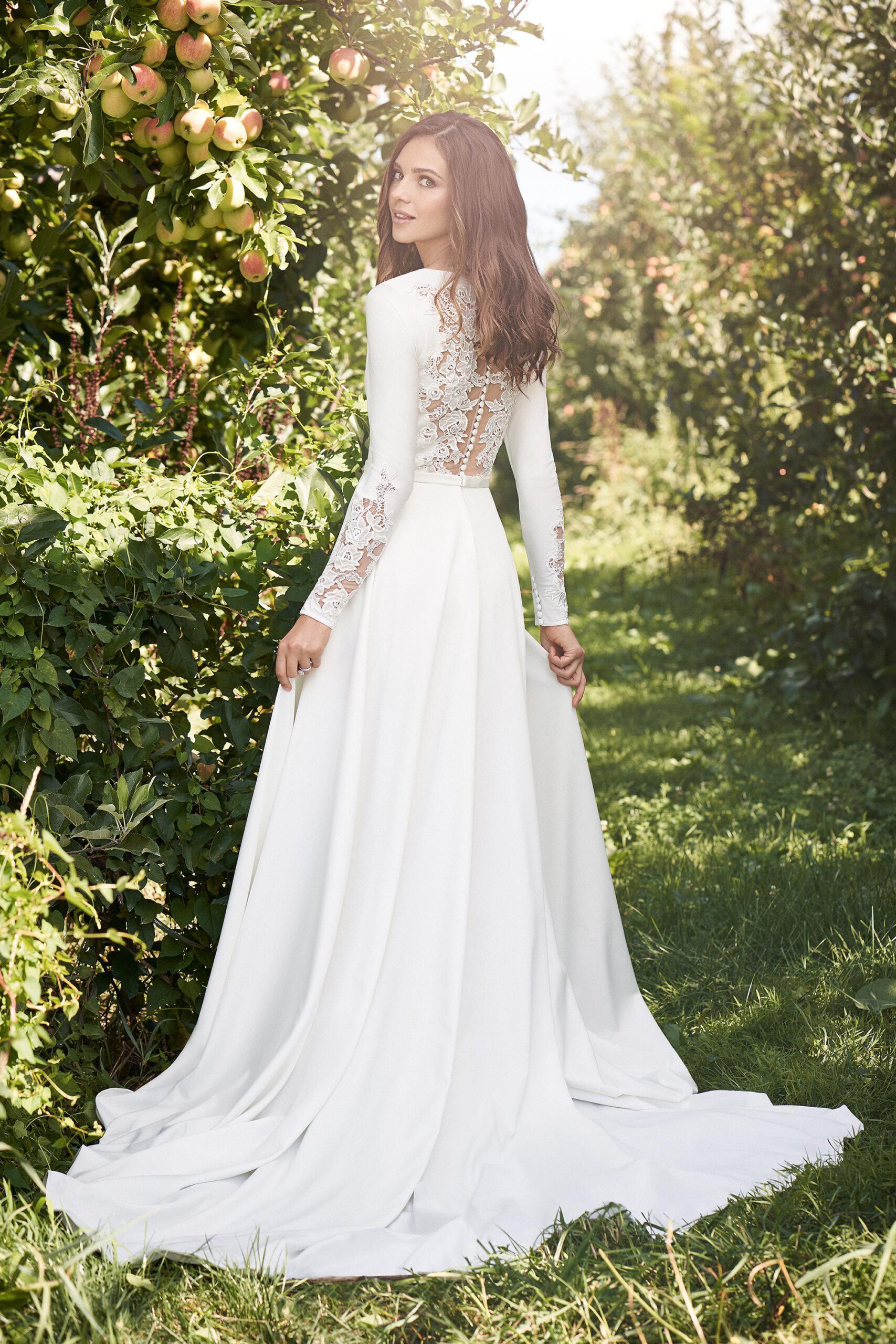 vestido-de-novia-outlet-economico-66120-Lillian-West-sublime-wedding-shop-espalda
