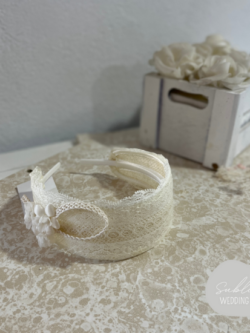 Beige lace embroidery headband
