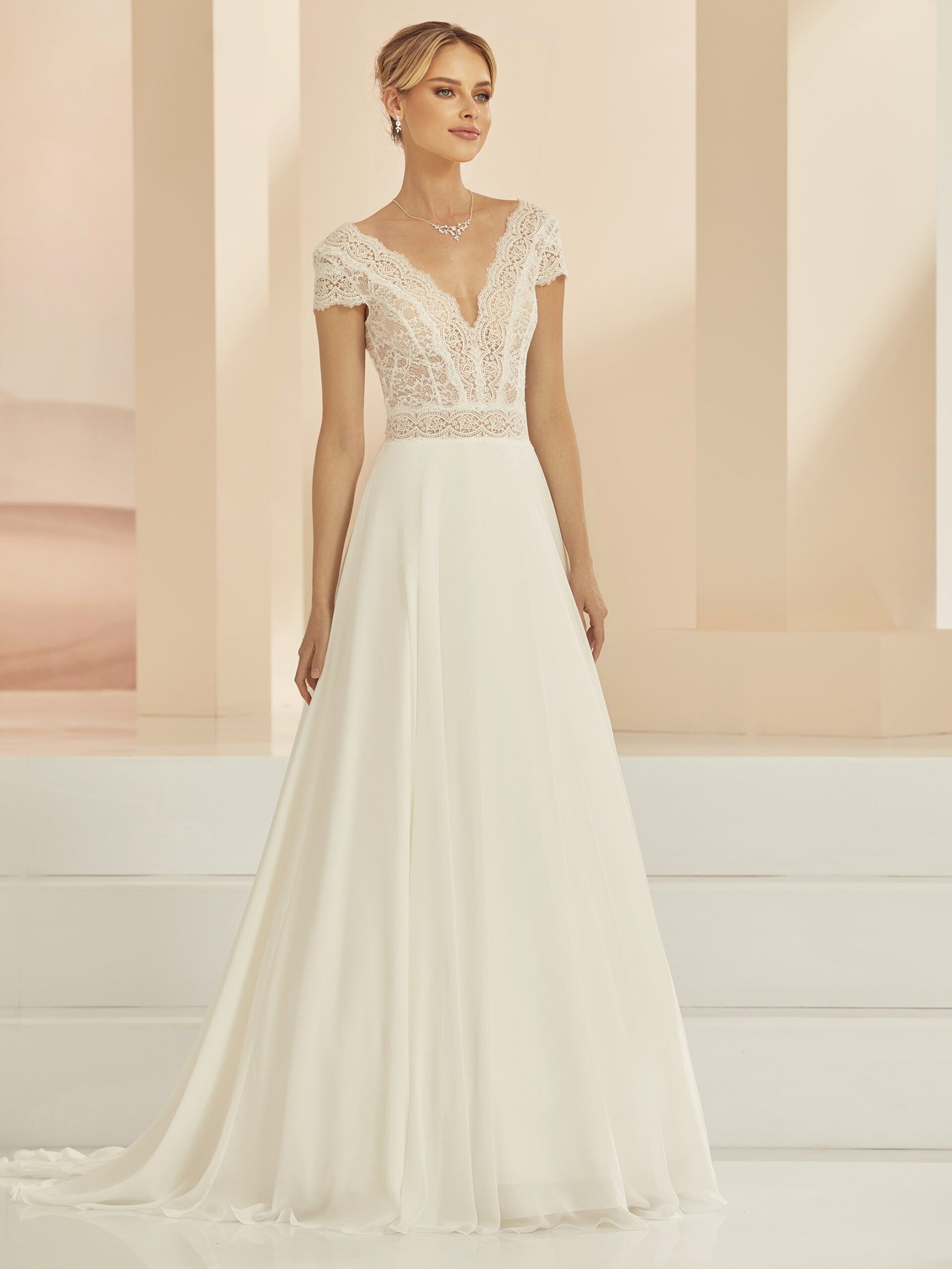 bianco-evento-bridal-dress-eufrat-sublime-wedding-shop